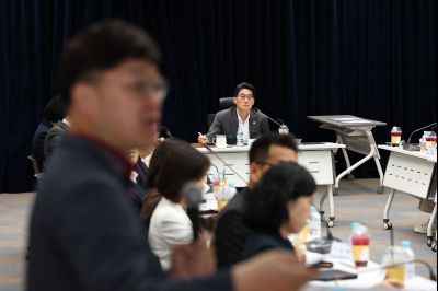 화성시 돌봄통합지원 실행 방안 연구 용역 중간보고회 C1KS6189_resize.JPG