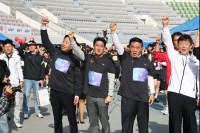 제24회 경기 마라톤 대회 20260419 제24회 경기마라톤대회_32_resize.jpg