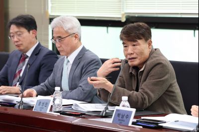 자살대책추진본부(TF) 실무추진단 및 자문단 회의 0D0A1395_resize.jpg