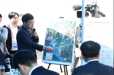 김민석 국무총리 시화지구 현장방문 C1KS7566_resize.JPG