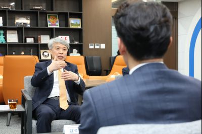 한국지역정보개발원 자료전환 감사패 수여식 0D0A3853_resize.jpg