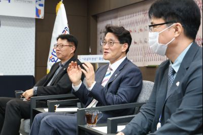 한국지역정보개발원 자료전환 감사패 수여식 0D0A4216_resize.jpg