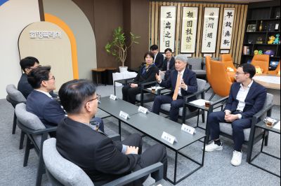 한국지역정보개발원 자료전환 감사패 수여식 0D0A4444_resize.jpg