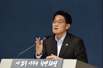 2026년 상반기 적극행정 우수사례 경진대회 시상식 C1KS8051_resize.JPG