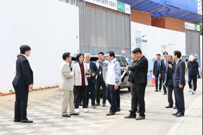 시립화성 실버드림센터 건립 공사현장 방문 C1KS8530_resize.JPG