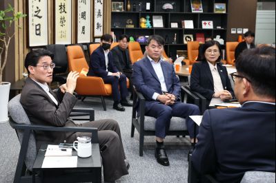 국장단 차담회 C1KS8843_resize.JPG