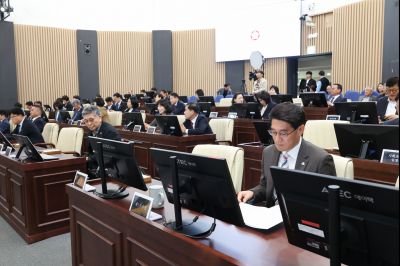 제205회 화성시의회 임시회(원포인트) 0D0A5774_resize.jpg