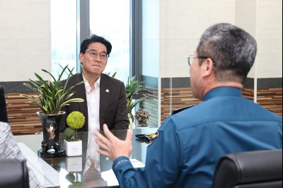 윤성진 제1부시장 화성동탄경찰서 방문 및 면담 C1KS8935_resize.JPG