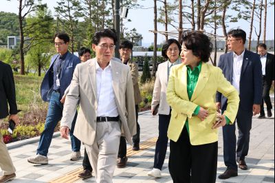 윤성진 제1부시장 화성문화관광재단 주요업무보고 및 동탄복합문화센터, 화성술의전당 현장방문 C1KS0006_resize.JPG