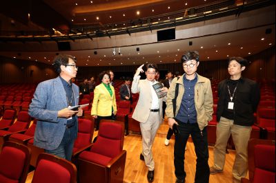 윤성진 제1부시장 화성문화관광재단 주요업무보고 및 동탄복합문화센터, 화성술의전당 현장방문 C1KS0106_resize.JPG