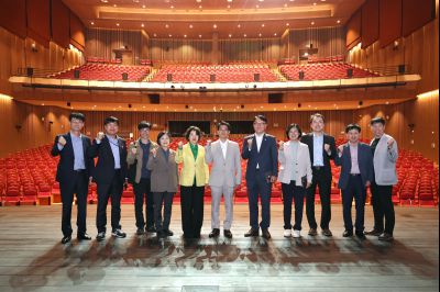 윤성진 제1부시장 화성문화관광재단 주요업무보고 및 동탄복합문화센터, 화성술의전당 현장방문 C1KS0167_resize.JPG
