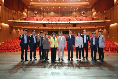 윤성진 제1부시장 화성문화관광재단 주요업무보고 및 동탄복합문화센터, 화성술의전당 현장방문 C1KS0171_resize.JPG