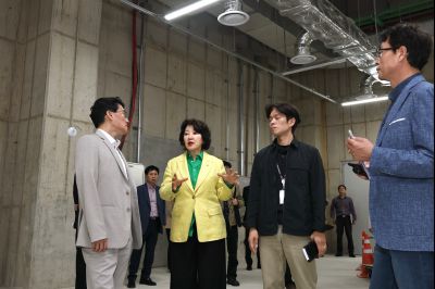 윤성진 제1부시장 화성문화관광재단 주요업무보고 및 동탄복합문화센터, 화성술의전당 현장방문 C1KS0219_resize.JPG