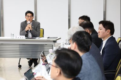 우주항공산업 킥오프 회의 0D0A4420_resize.jpg