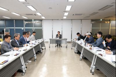 우주항공산업 킥오프 회의 C1KS2489_resize.JPG