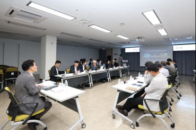 우주항공산업 킥오프 회의 C1KS2514_resize.JPG