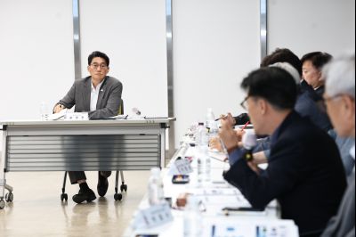우주항공산업 킥오프 회의 C1KS2566_resize.JPG