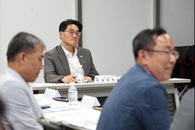 우주항공산업 킥오프 회의 C1KS2585_resize.JPG