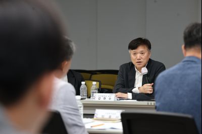 우주항공산업 킥오프 회의 C1KS2587_resize.JPG
