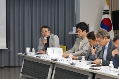우주항공산업 킥오프 회의 C1KS2610_resize.JPG