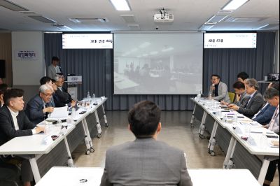 우주항공산업 킥오프 회의 C1KS2614_resize.JPG