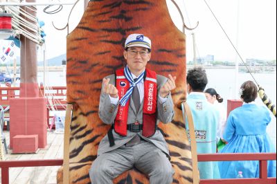 제16회 화성 뱃놀이 축제 2일차 개막식 - 조선통신사선 탑승 0D0A0872_resize.jpg
