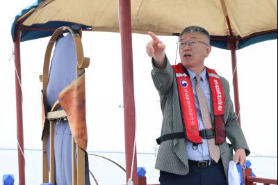 제16회 화성 뱃놀이 축제 2일차 개막식 - 조선통신사선 탑승 0D0A1144_resize.jpg