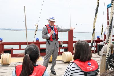 제16회 화성 뱃놀이 축제 2일차 개막식 - 조선통신사선 탑승 0D0A1203_resize.jpg