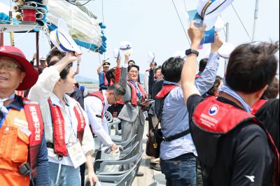 제16회 화성 뱃놀이 축제 2일차 개막식 - 조선통신사선 탑승 0D0A1827_resize.jpg