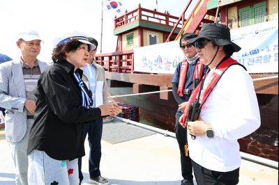 제16회 화성 뱃놀이 축제 4일차 조선통신사선 환송식 C1KS3569_resize.JPG