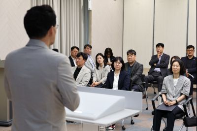5급 심사승진자 임용장 교부 C1KS4625_resize.JPG