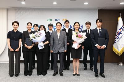 2026년6월1일자 신규공직자 임용장 교부 C1KS4835_resize.JPG