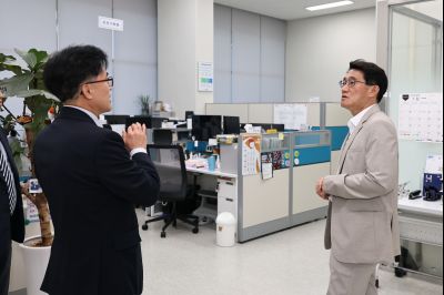 윤성진 제1부시장 화성산업진흥원 업무보고 C1KS3615_resize.JPG
