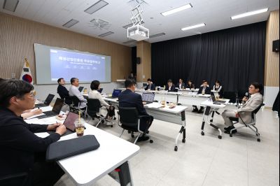 윤성진 제1부시장 화성산업진흥원 업무보고 C1KS3673_resize.JPG