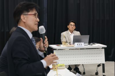 윤성진 제1부시장 화성산업진흥원 업무보고 C1KS3710_resize.JPG