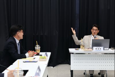 윤성진 제1부시장 화성산업진흥원 업무보고 C1KS3741_resize.JPG