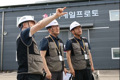 윤성진 제1부시장 화성시 산업안전지킴이 합동점검 및 직원과 간담회 C1KS3773_resize.JPG