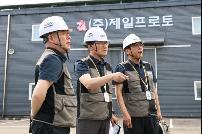 윤성진 제1부시장 화성시 산업안전지킴이 합동점검 및 직원과 간담회 C1KS3776_resize.JPG