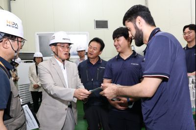 윤성진 제1부시장 화성시 산업안전지킴이 합동점검 및 직원과 간담회 C1KS3922_resize.JPG