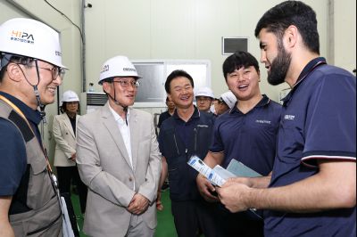 윤성진 제1부시장 화성시 산업안전지킴이 합동점검 및 직원과 간담회 C1KS3936_resize.JPG