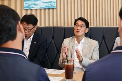 윤성진 제1부시장 화성시 산업안전지킴이 합동점검 및 직원과 간담회 C1KS4088_resize.JPG