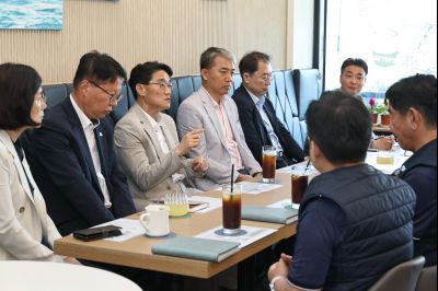 윤성진 제1부시장 화성시 산업안전지킴이 합동점검 및 직원과 간담회 C1KS4090_resize.JPG