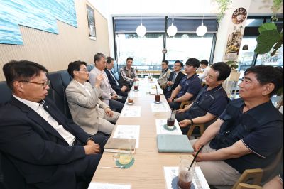 윤성진 제1부시장 화성시 산업안전지킴이 합동점검 및 직원과 간담회 C1KS4116_resize.JPG