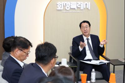 제1부시장 및 국장단 차담회 0D0A8181_resize.jpg