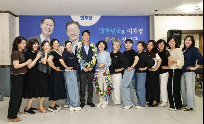 제9회 전국동시지방선거 정명근 화성시장 당선인 축하행사 20260603 제9회 전국동시지방선거 정명근 화성시장 당선자 축하행사_89_resize.jpg