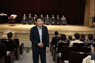 제9회 전국동시지방선거 정명근 당선인 당선증 교부식 C1KS5156_resize.JPG