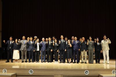 제9회 전국동시지방선거 정명근 당선인 당선증 교부식 C1KS5438_resize.JPG