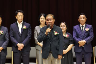 제9회 전국동시지방선거 정명근 당선인 당선증 교부식 C1KS5572_resize.JPG