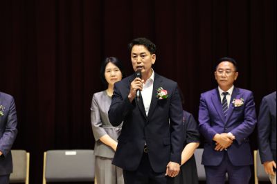 제9회 전국동시지방선거 정명근 당선인 당선증 교부식 C1KS5577_resize.JPG