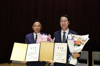 제9회 전국동시지방선거 정명근 당선인 당선증 교부식 C1KS5759_resize.JPG